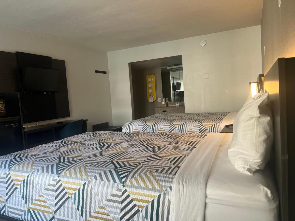 Motel 6 Glendale Phoenix Exterior foto