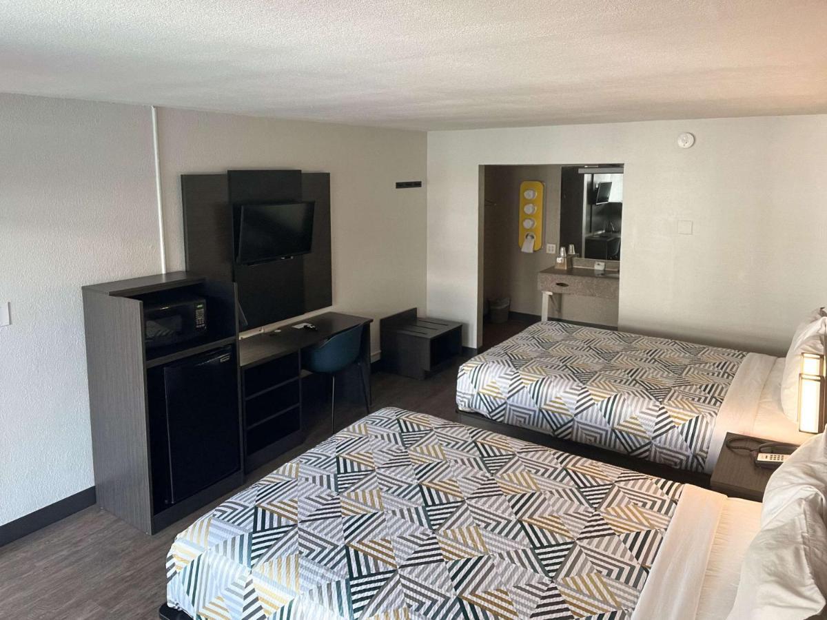 Motel 6 Glendale Phoenix Exterior foto
